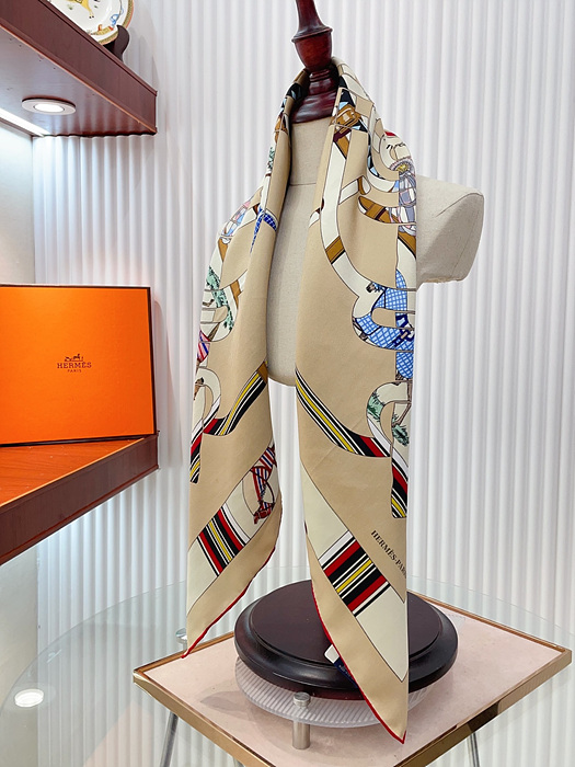 에르메스 실크 스카프