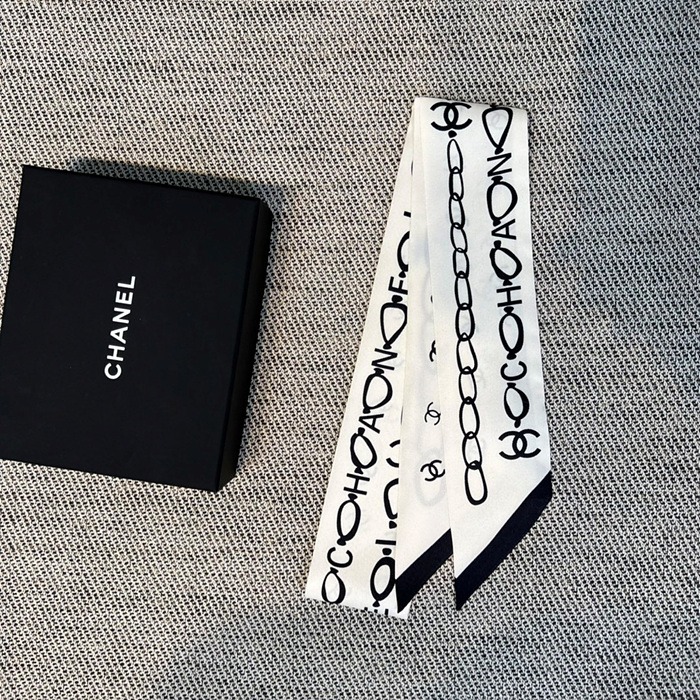 샤넬 실크 트윌리