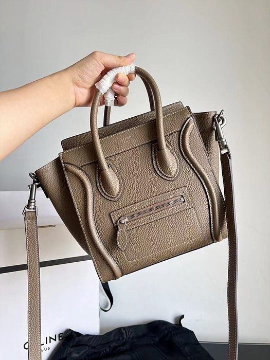 셀린느 러기지 나노