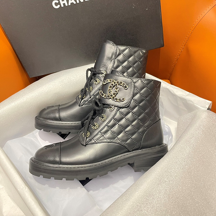 샤넬 23FW 퀄팅 부츠 (굽4CM)