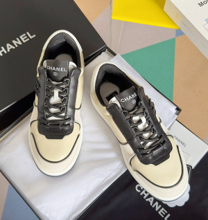 샤넬 23SS 로고 스니커즈 (굽3CM)