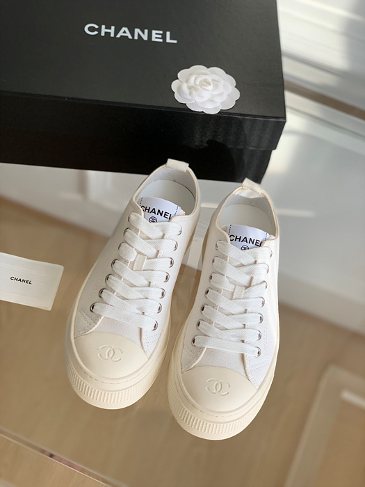 샤넬 23SS 스니커즈