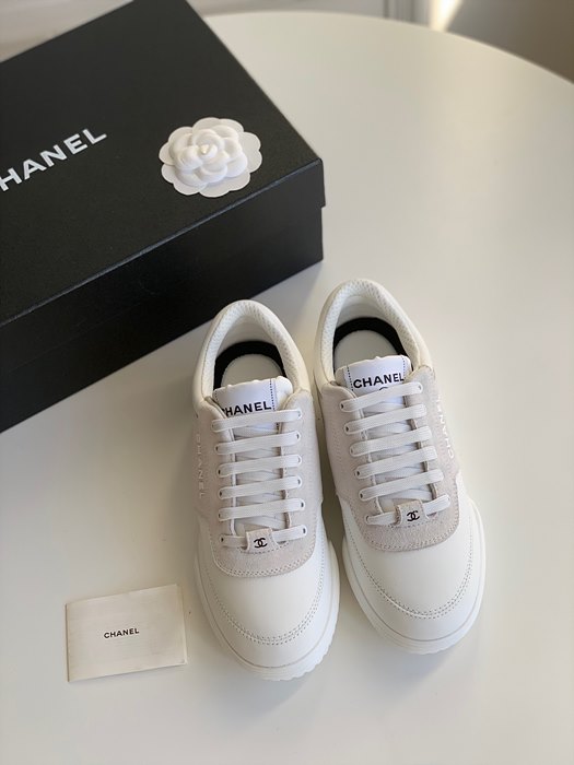 샤넬 24 크루즈 스니커즈