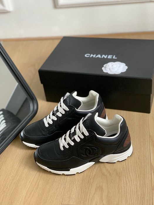 샤넬 24A 테니스 스니커즈