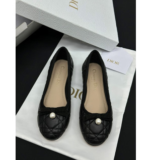 디올 발레 플랫