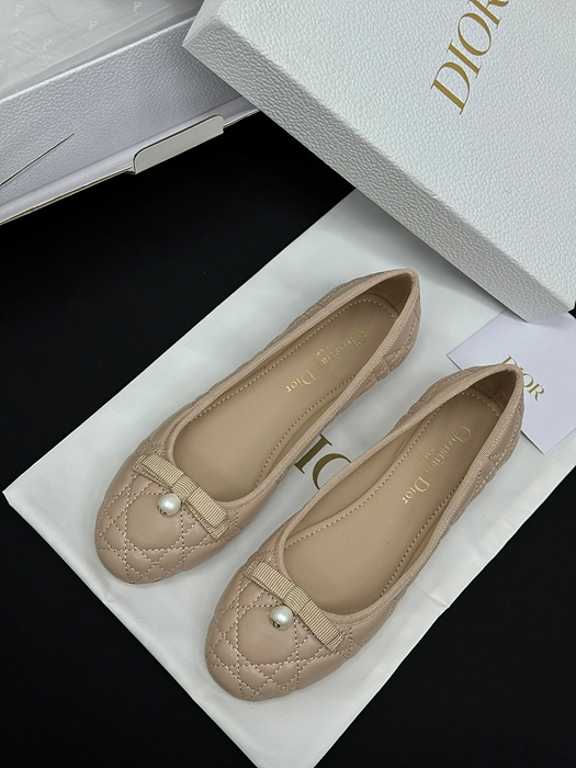 디올 발레 플랫