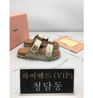 미우미우 캔버스 슬라이드