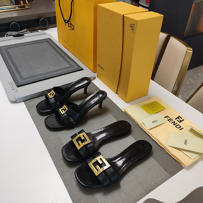 펜디 폴드 플랫 , 힐