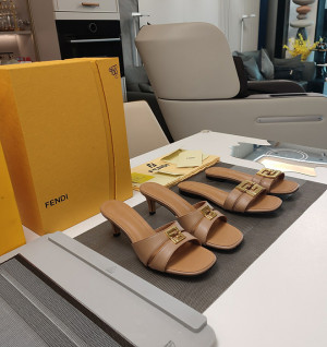 펜디 폴드 플랫 , 힐