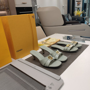 펜디 폴드 플랫 , 힐