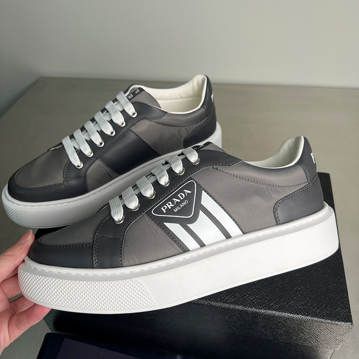 프라다 스니커즈 (남성용)
