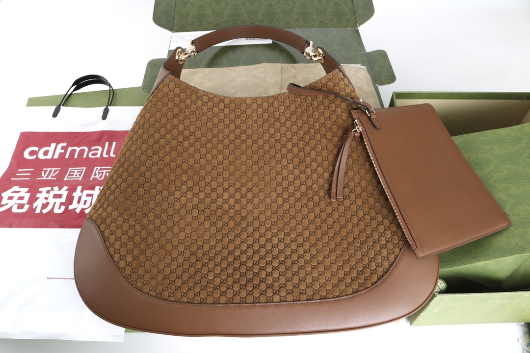 구찌 B 미디움 숄더백 품 815924