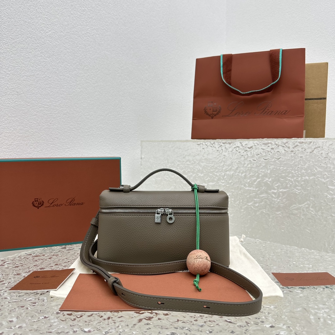 로로피아나 엑스트라 백 19CM (컬러 예토프)