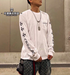 크롬하츠 고딕 크로스 로고 롱 슬리브 (남녀공용)