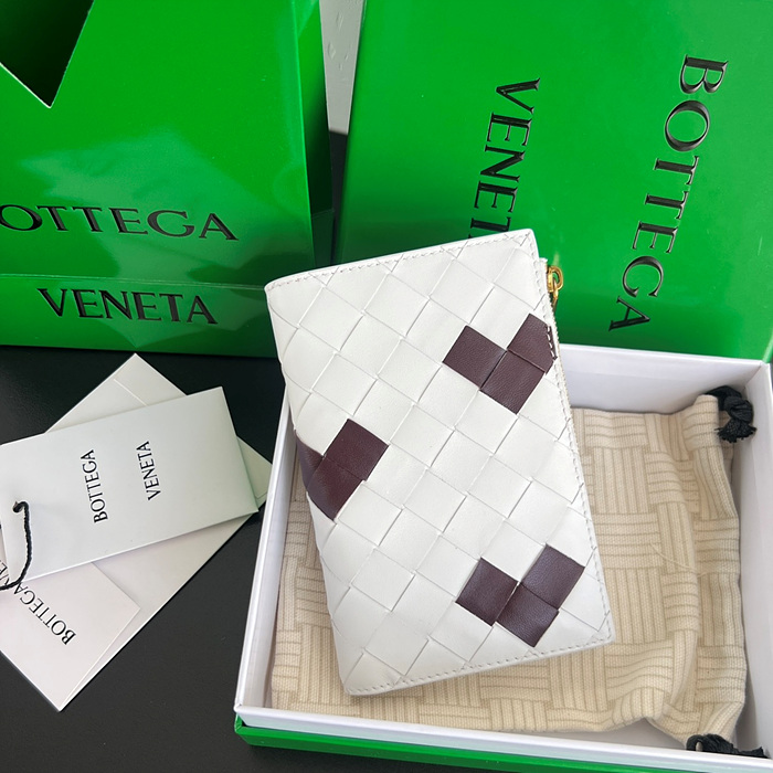 보테가 베네타 미디움 인트레치아토 폴더형 지갑 749940