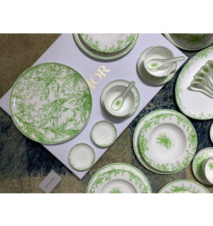 디올 lily of the vally 시리즈 41피스 식기 세트