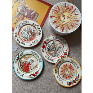 디올 뉴 타로 썬 문 디너 플레이트 세트