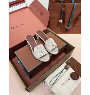 로로피아나 썸머 참스 샌들