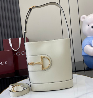 구찌 GG 73 미디움 버킷백 833660