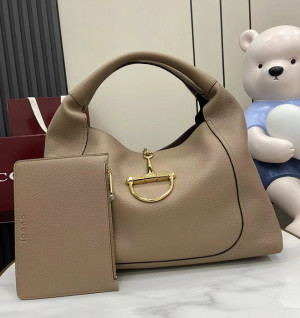 구찌 소프트빗 맥시 숄더백 837466