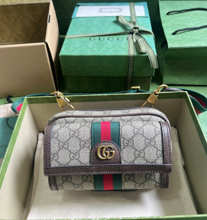 구찌 오피디아 GG 수프림 웹 크로스백 746308