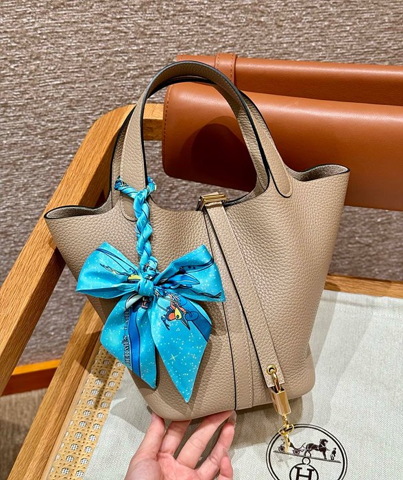 에르메스 피코탄18 올수공 (금장/은장) (컬러 그리스 투르뜨렐)