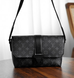 루이비통 S케이프 이클립스 메신저백 M46794