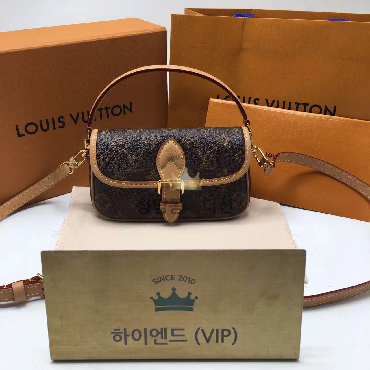 루이비통 나노 다이앤 모노그램 숄더백 M83298 (upgrade ver.)