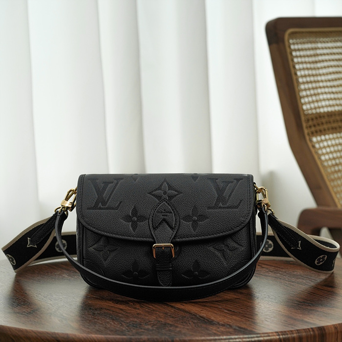 루이비통 다이앤 M46386 (upgrade ver.)