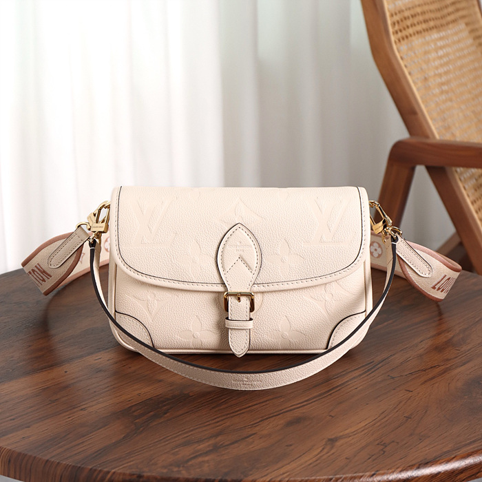 루이비통 다이앤 M46388 (upgrade ver.)