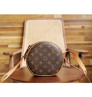 루이비통 모노그램 부아뜨 샤포 수플 PM M45578