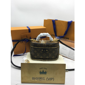 루이비통 베니티 체인 파우치 M47125