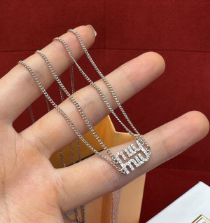 미우미우 크리스탈 메탈 네크리스