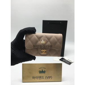 샤넬 클래식 캐비어 카드지갑 금장