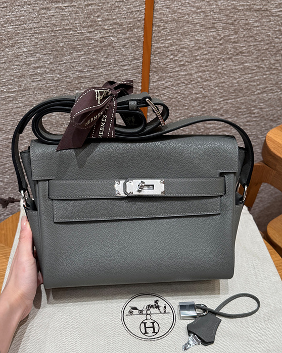 에르메스 켈리 메신저백 올수공 (컬러 그리 메이어) (Renewal ver.)