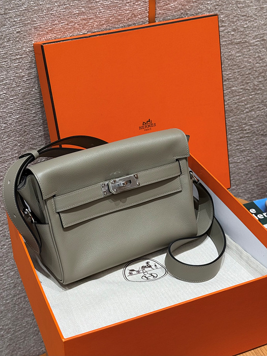 에르메스 켈리 메신저백 올수공 (컬러 그리 아스팔트) (Renewal ver.)