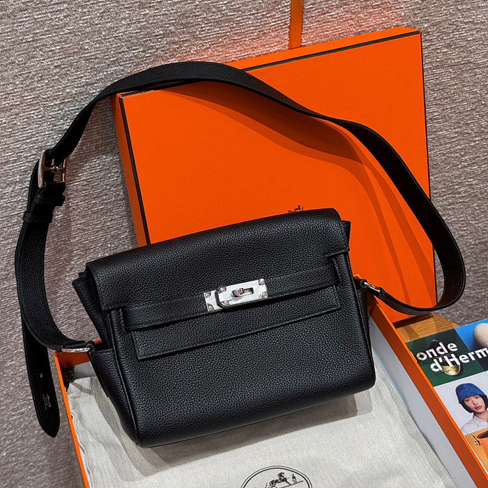 에르메스 켈리 메신저백 올수공 (컬러 누아(블랙)) (Renewal ver.)