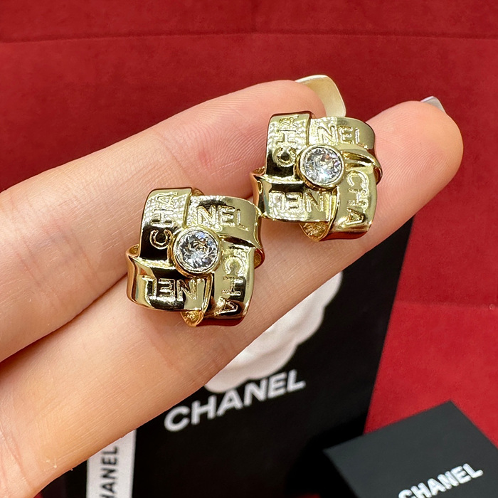 샤넬 낫(knot) 귀걸이