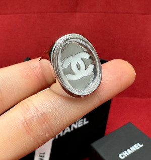 샤넬 에나멜 로고 라운드 링