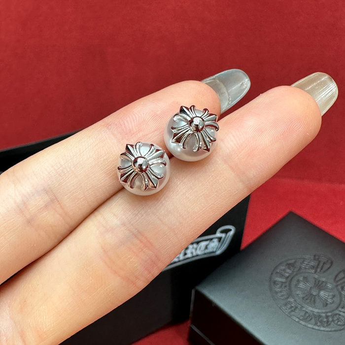 크롬하츠 x 미키모토 콜라보 펄 귀걸이