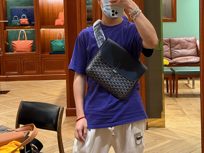 고야드 쿠르지에 백 (컬러 네이비)