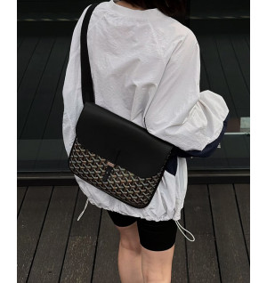 고야드 쿠르지에 백 (컬러 블랙)