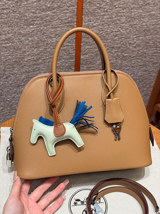 에르메스 볼리드 25 울수공 (컬러 차이)