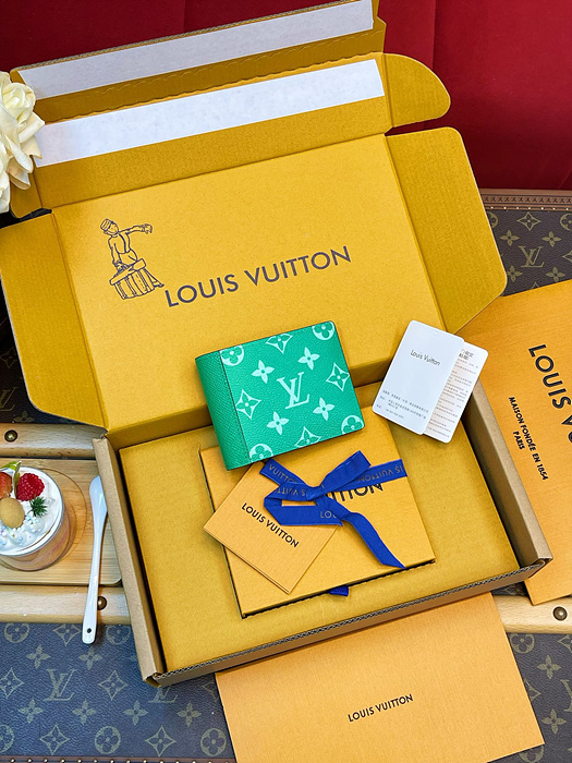 ​루이비통 멀티플 월릿 타이가라마 M30993