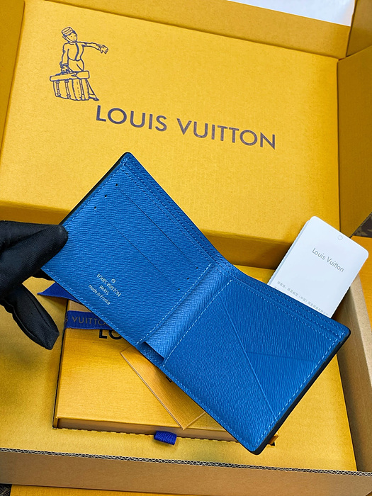 ​루이비통 멀티플 월릿 타이가라마 M30995