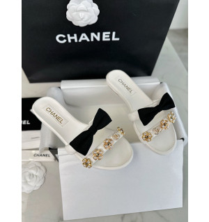 샤넬 클래식 플라워 리본 슬리퍼