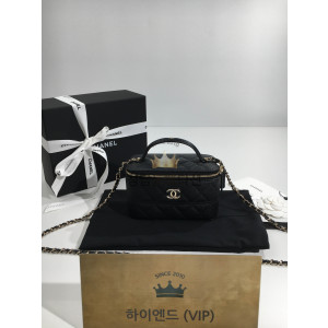 샤넬 25C 크루즈 베니티 탑핸들 CC로고 코스메틱백 캐비어 블랙  AP4404