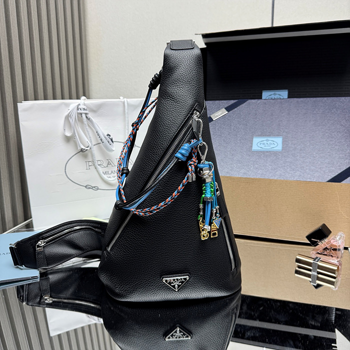 프라다 가죽 슬링백 2VZ092