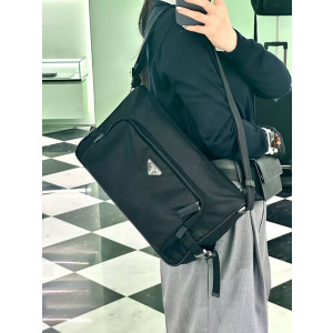 프라다 라지 리나일론 앤 사피아노 레더 숄더백 2VH191