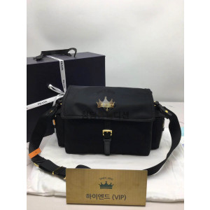 프라다 익스플로어 라지 1BD391